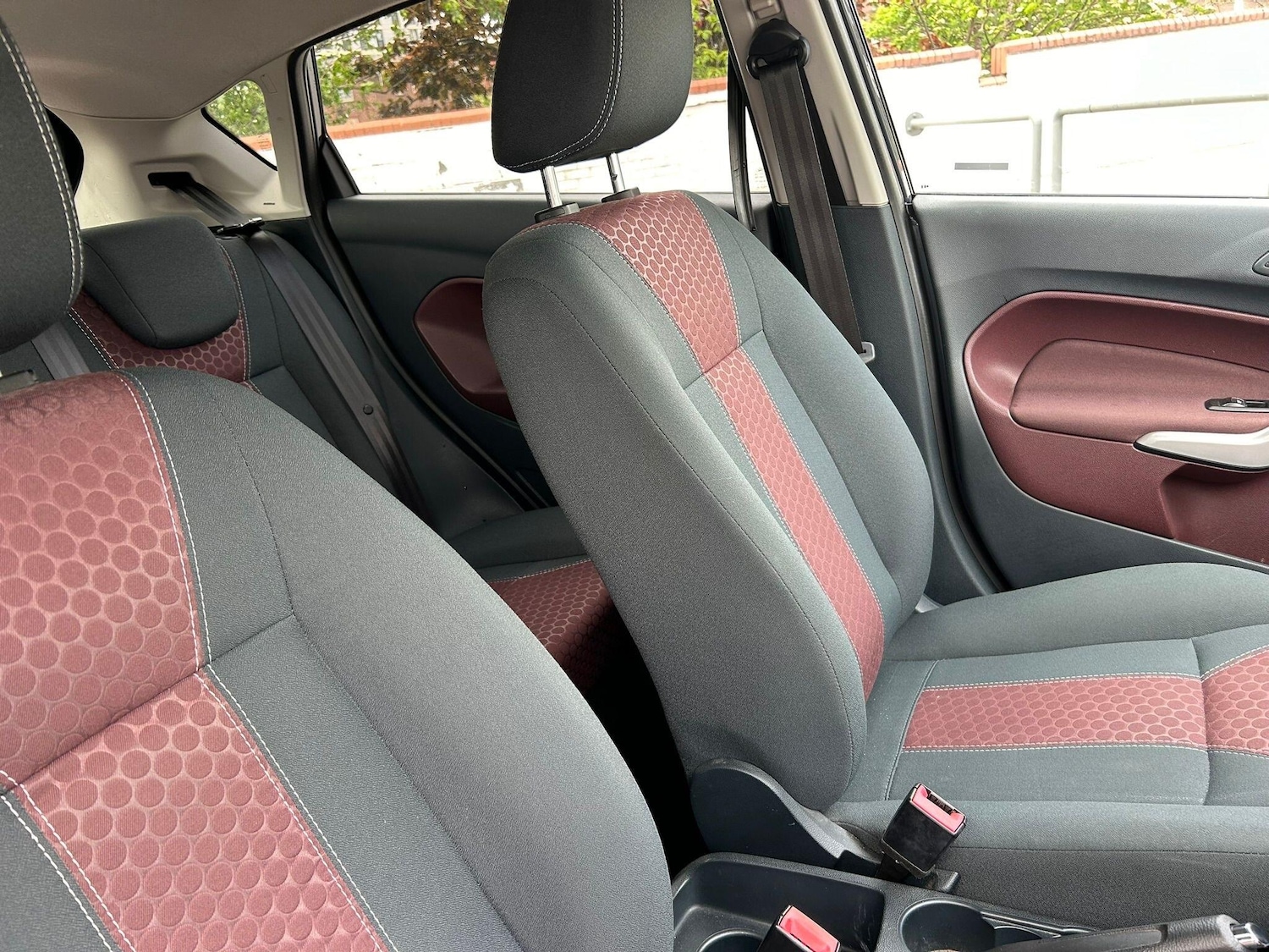 Used Ford Fiesta 2011 for sale - 76446838: Photo 21