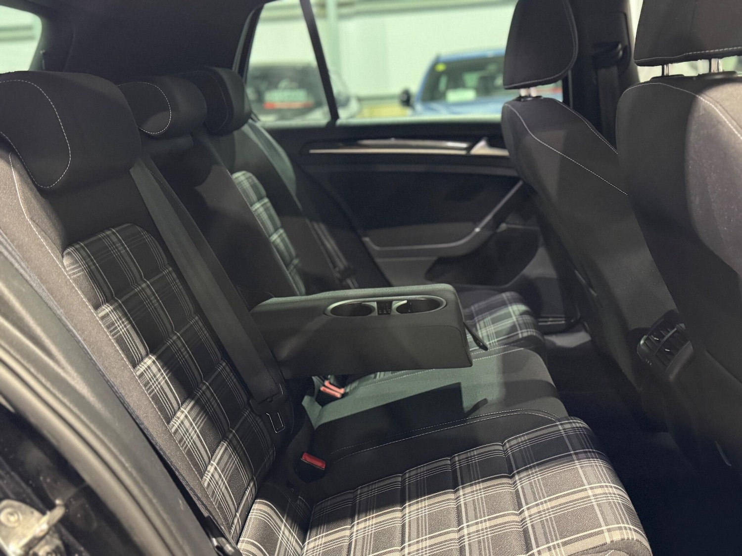 Used Volkswagen Golf 2014 for sale - 77017090: Photo 46