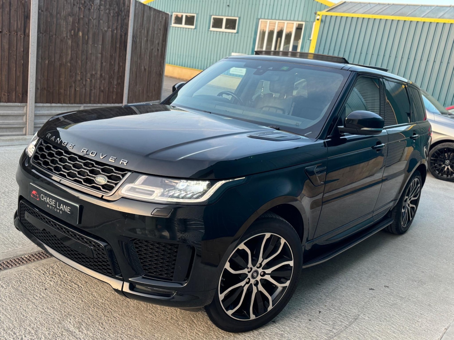 Used Land Rover Range Rover Sport 2018 for sale - 76408832: Photo 21