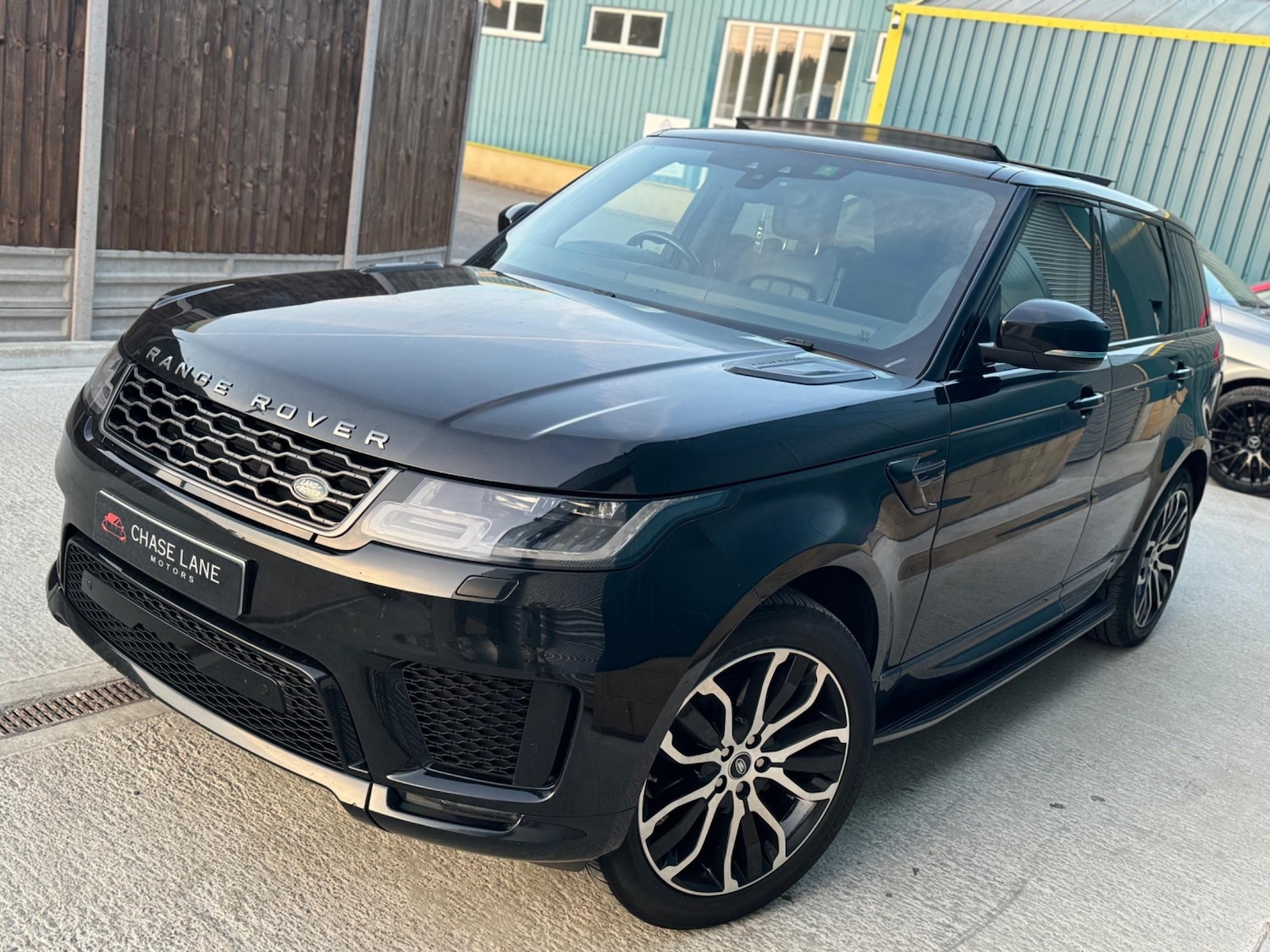 Used Land Rover Range Rover Sport 2018 for sale - 76408832: Photo 26