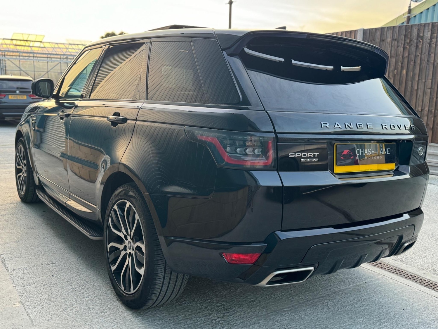 Used Land Rover Range Rover Sport 2018 for sale - 76408832: Photo 33