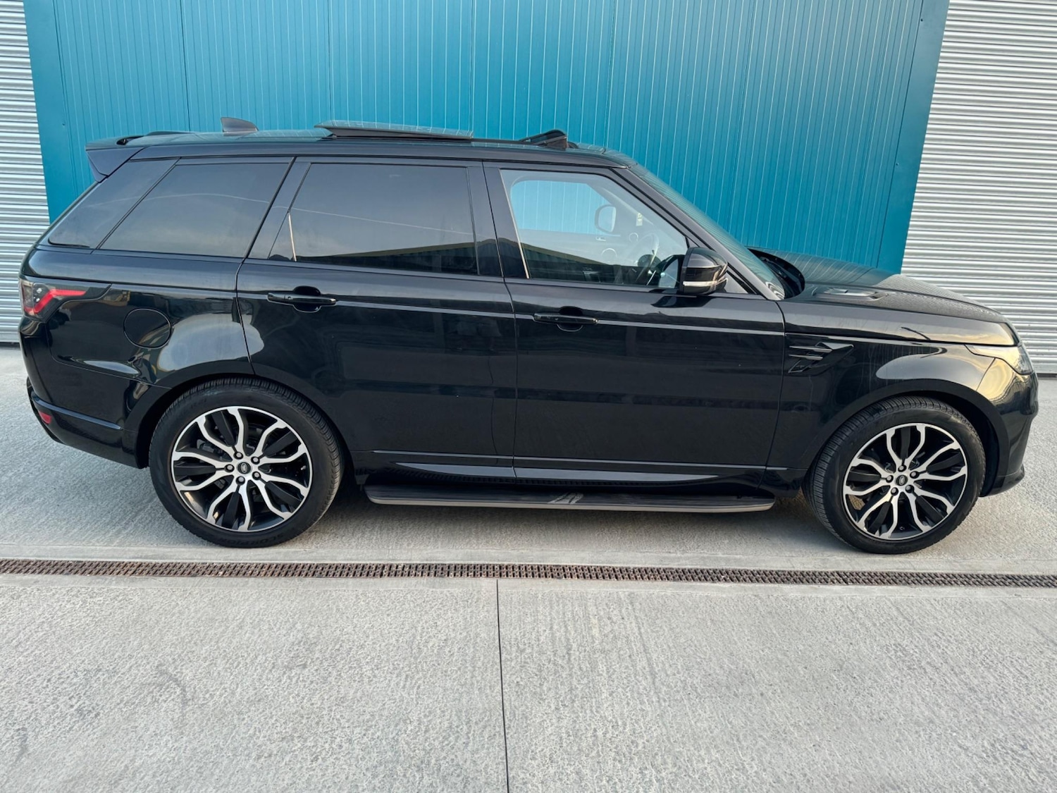 Used Land Rover Range Rover Sport 2018 for sale - 76408832: Photo 37