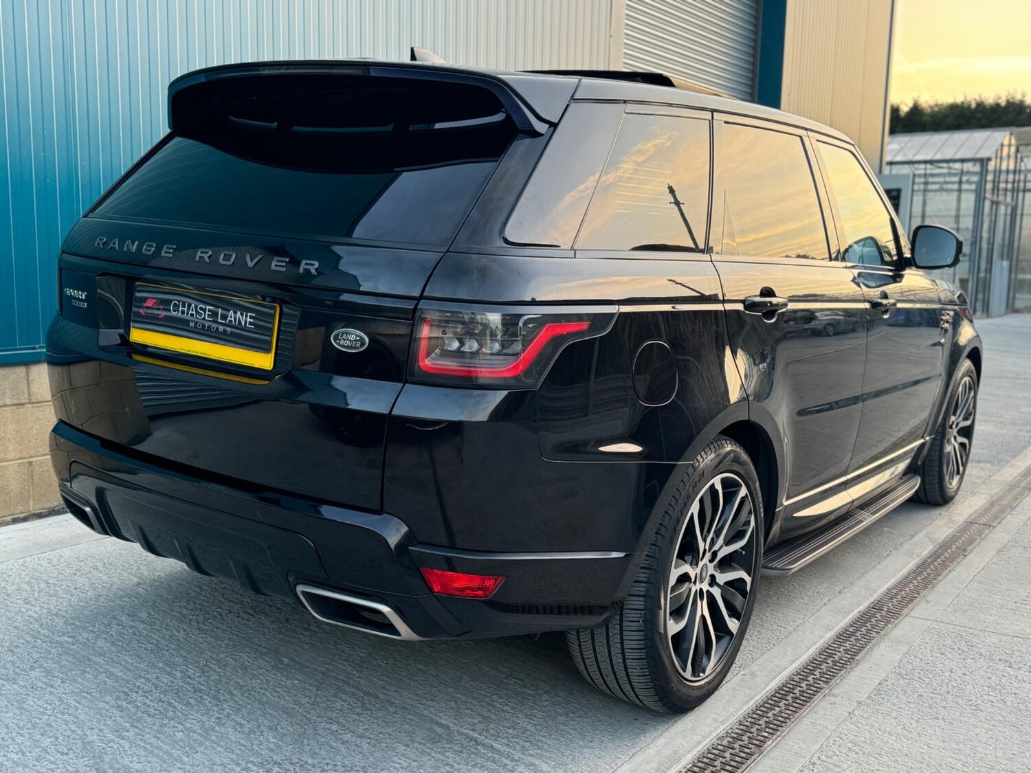 Used Land Rover Range Rover Sport 2018 for sale - 76408832: Photo 43