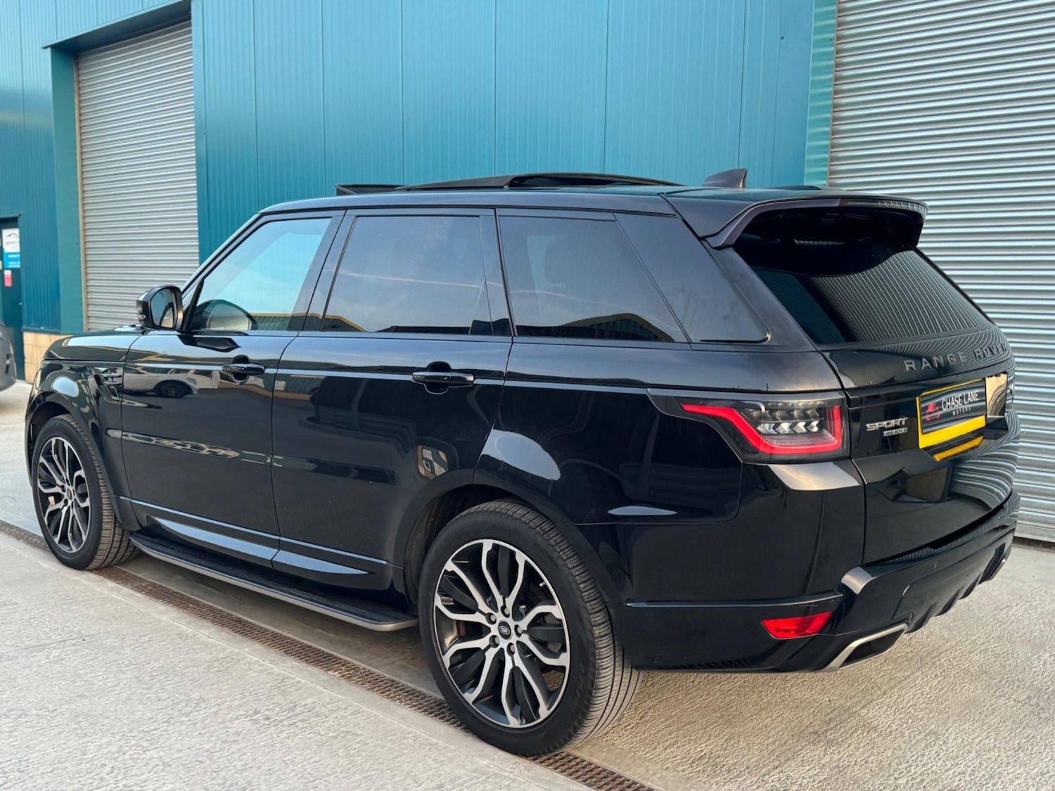 Used Land Rover Range Rover Sport 2018 for sale - 76408832: Photo 5
