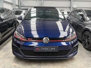 Used Volkswagen Golf 2020 for sale - 77824162: Photo