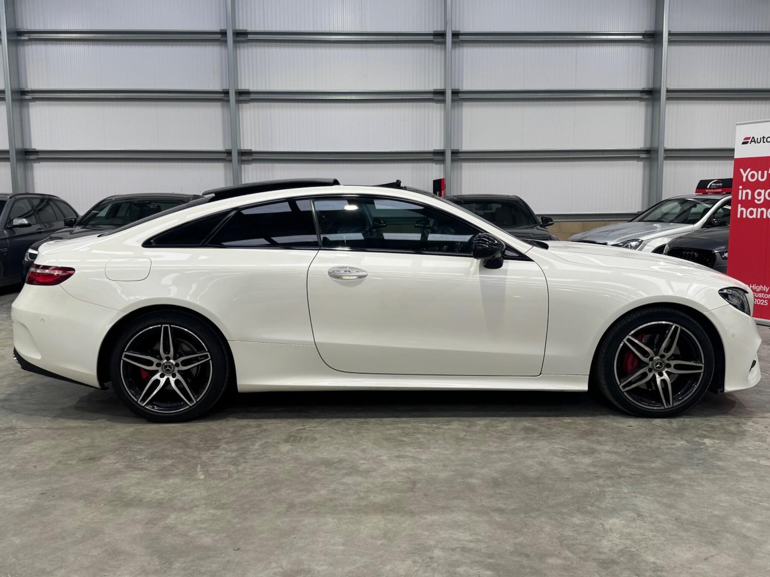 Used Mercedes-Benz E Class 2017 for sale - 76399118: Photo 41