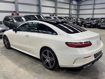 Used Mercedes-Benz E Class 2017 for sale - 76399118: Photo