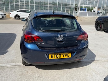 Used Vauxhall Astra 2011 for sale - 78922110: Photo