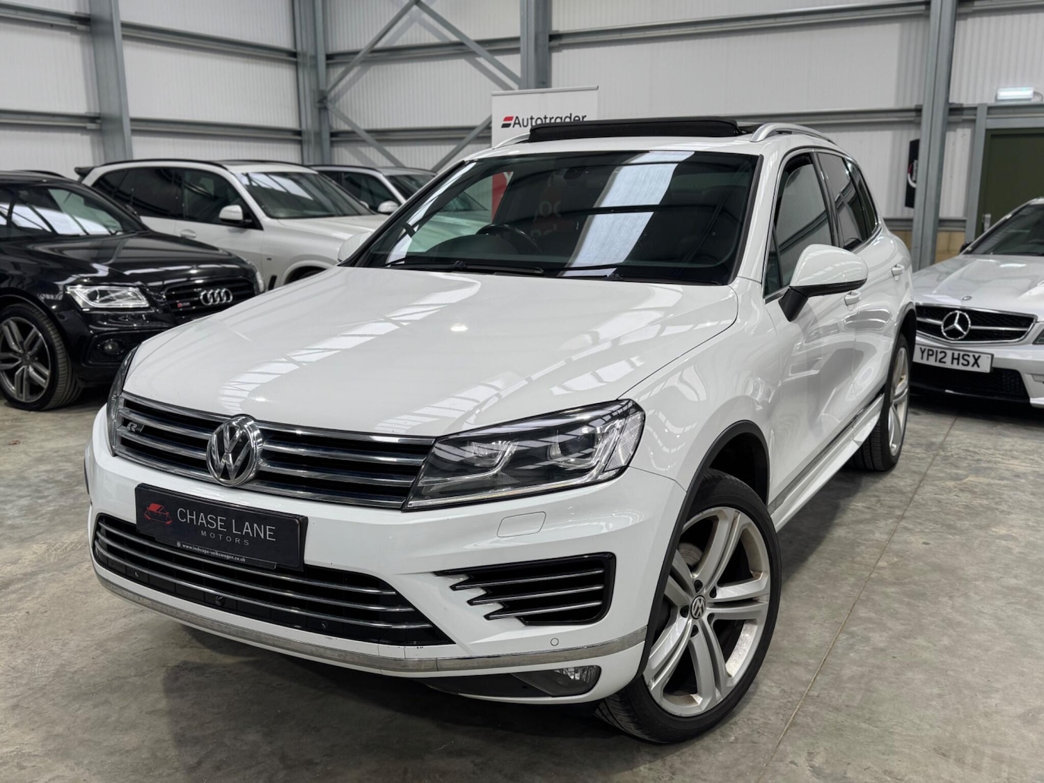 Used Volkswagen Touareg 2017 for sale - 77290954: Photo 16