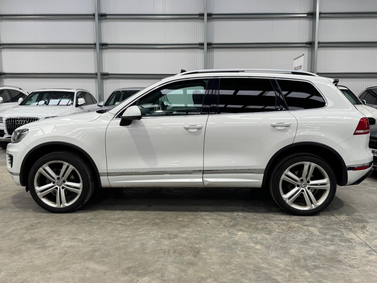 Used Volkswagen Touareg 2017 for sale - 77290954: Photo 22