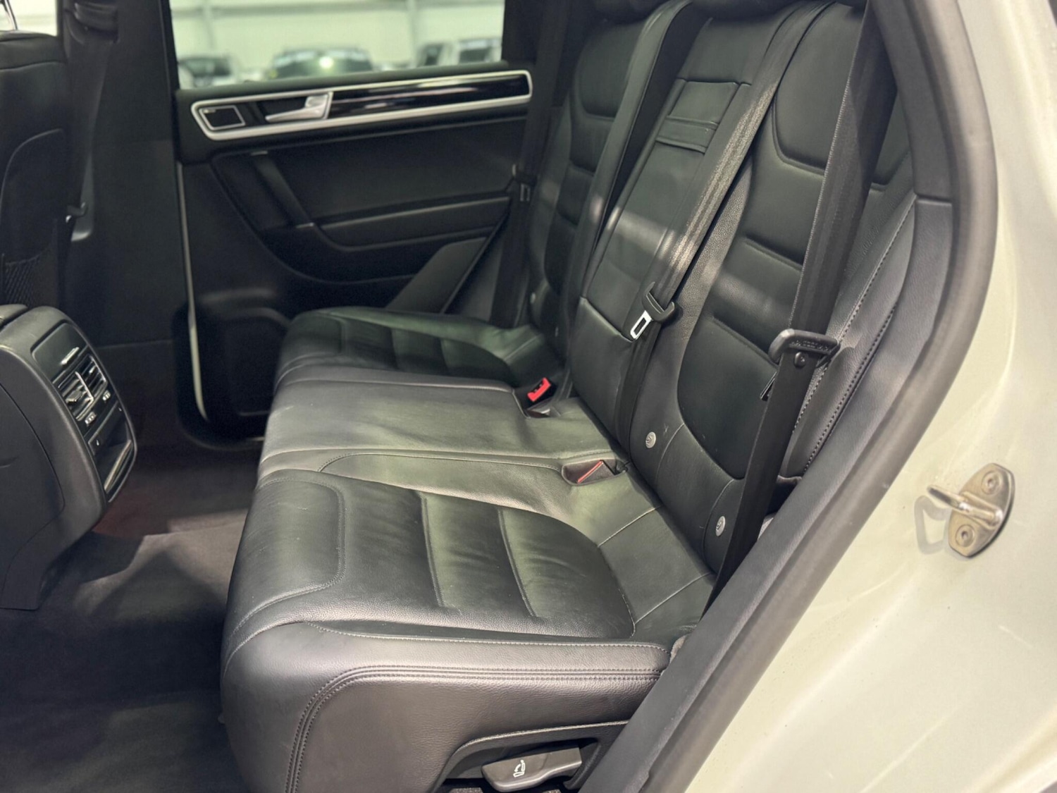 Used Volkswagen Touareg 2017 for sale - 77290954: Photo 38