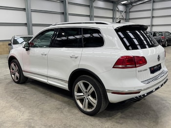 Used Volkswagen Touareg 2017 for sale - 77290954: Photo