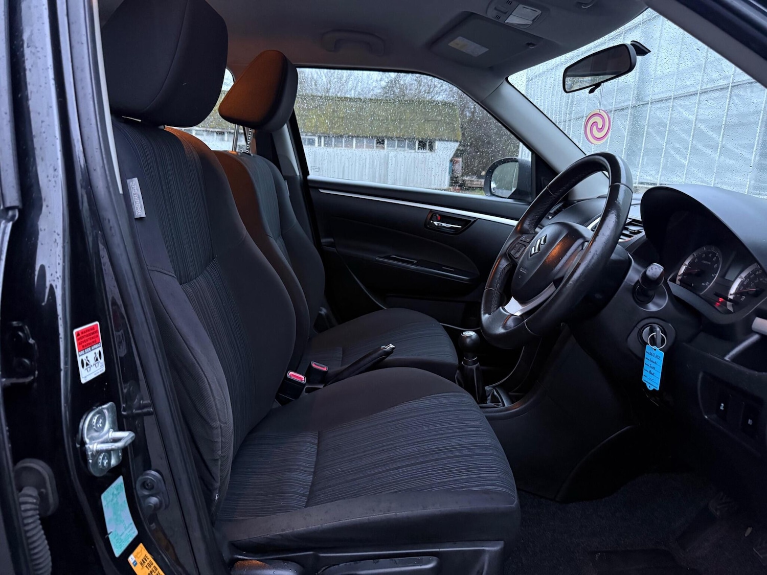 Used Suzuki Swift 2015 for sale - 77484019: Photo 11