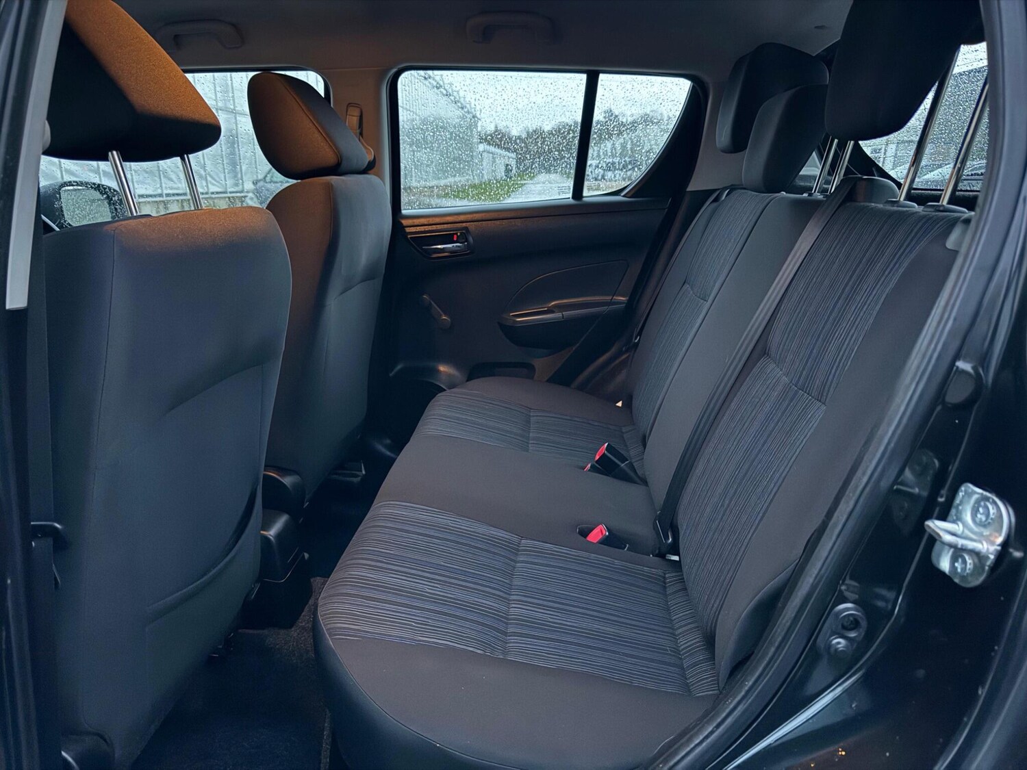 Used Suzuki Swift 2015 for sale - 77484019: Photo 14