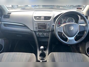 Used Suzuki Swift 2015 for sale - 77484019: Photo