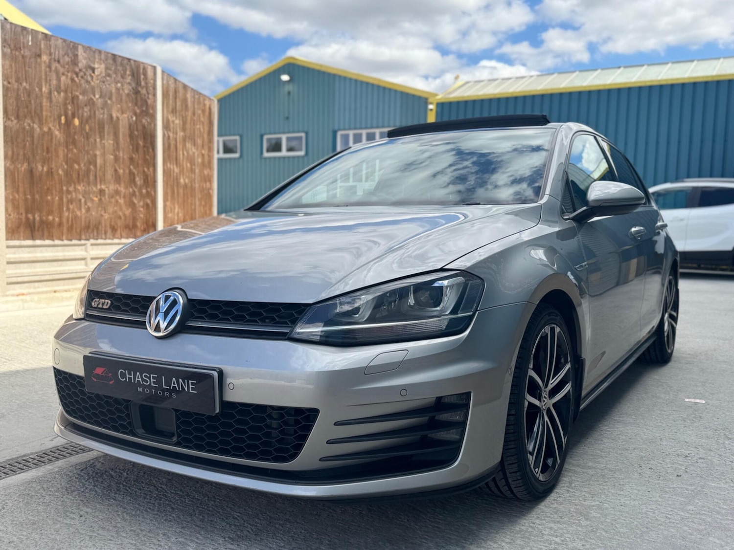 Used Volkswagen Golf 2016 for sale - 77612685: Photo 33