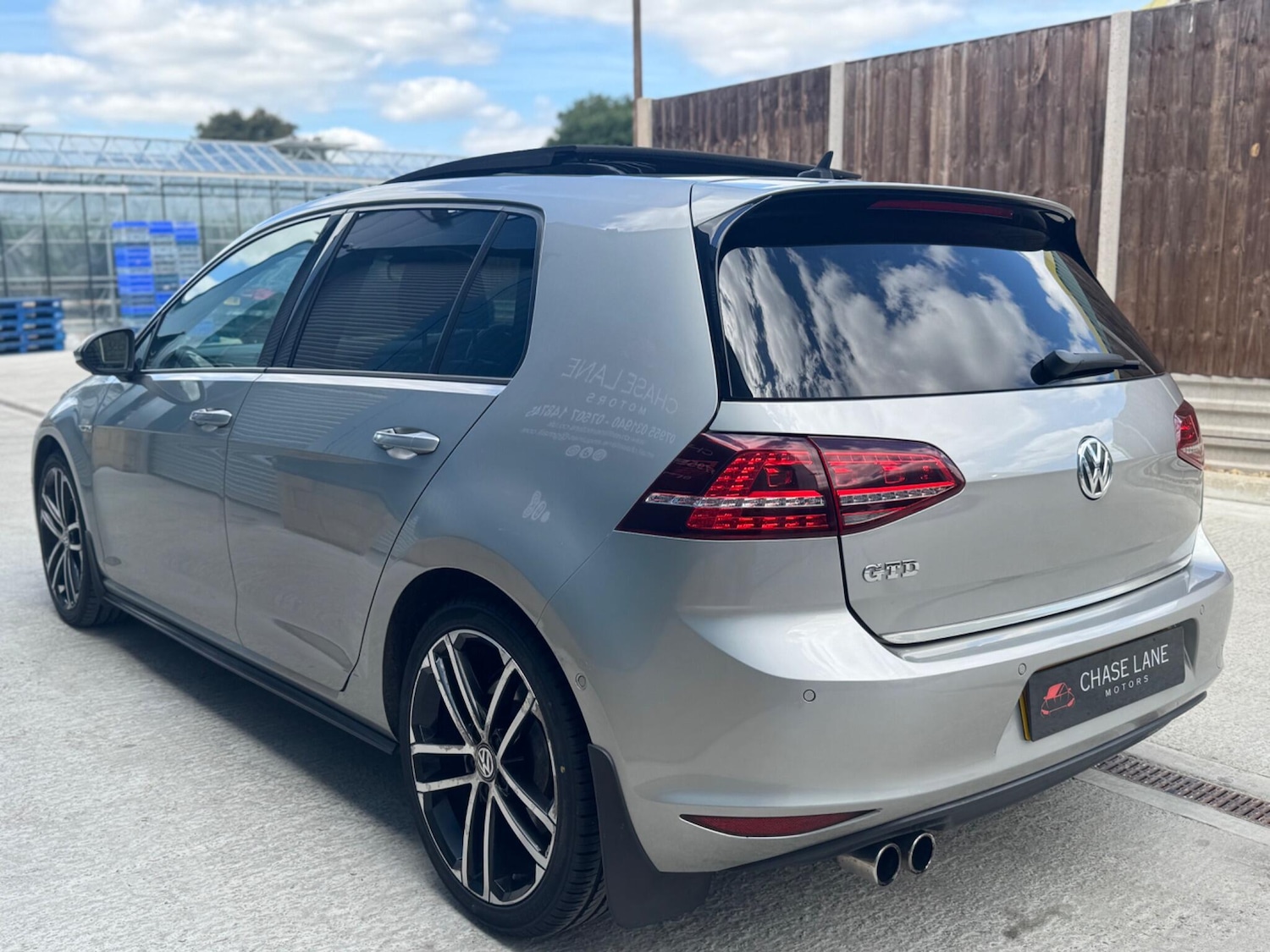 Used Volkswagen Golf 2016 for sale - 77612685: Photo 39