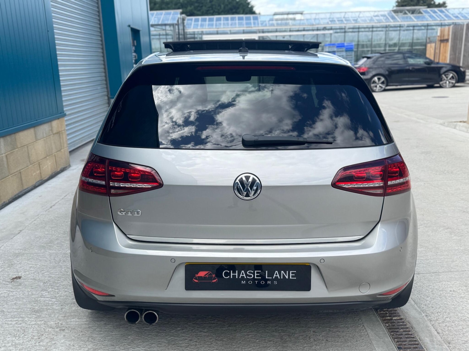 Used Volkswagen Golf 2016 for sale - 77612685: Photo 44