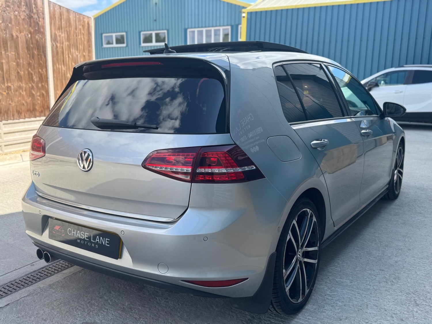 Used Volkswagen Golf 2016 for sale - 77612685: Photo 46