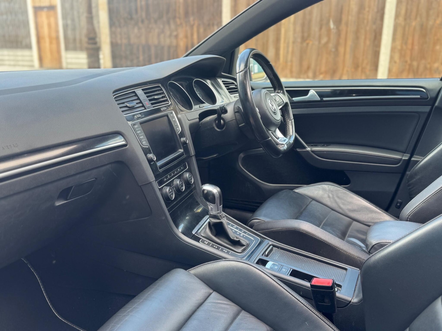 Used Volkswagen Golf 2016 for sale - 77612685: Photo 57