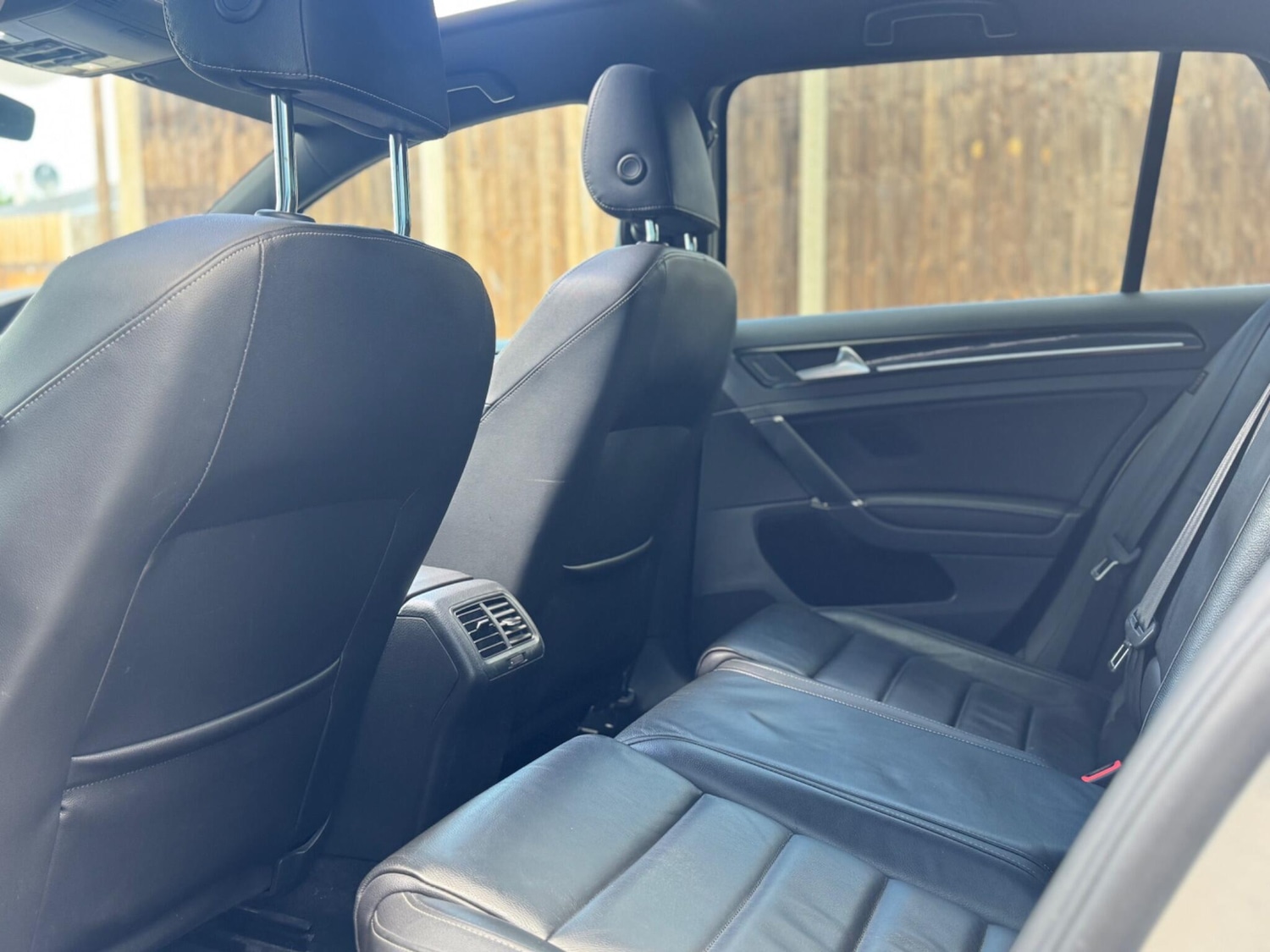 Used Volkswagen Golf 2016 for sale - 77612685: Photo 65