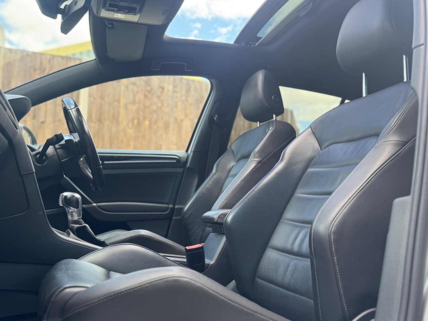 Used Volkswagen Golf 2016 for sale - 77612685: Photo 71