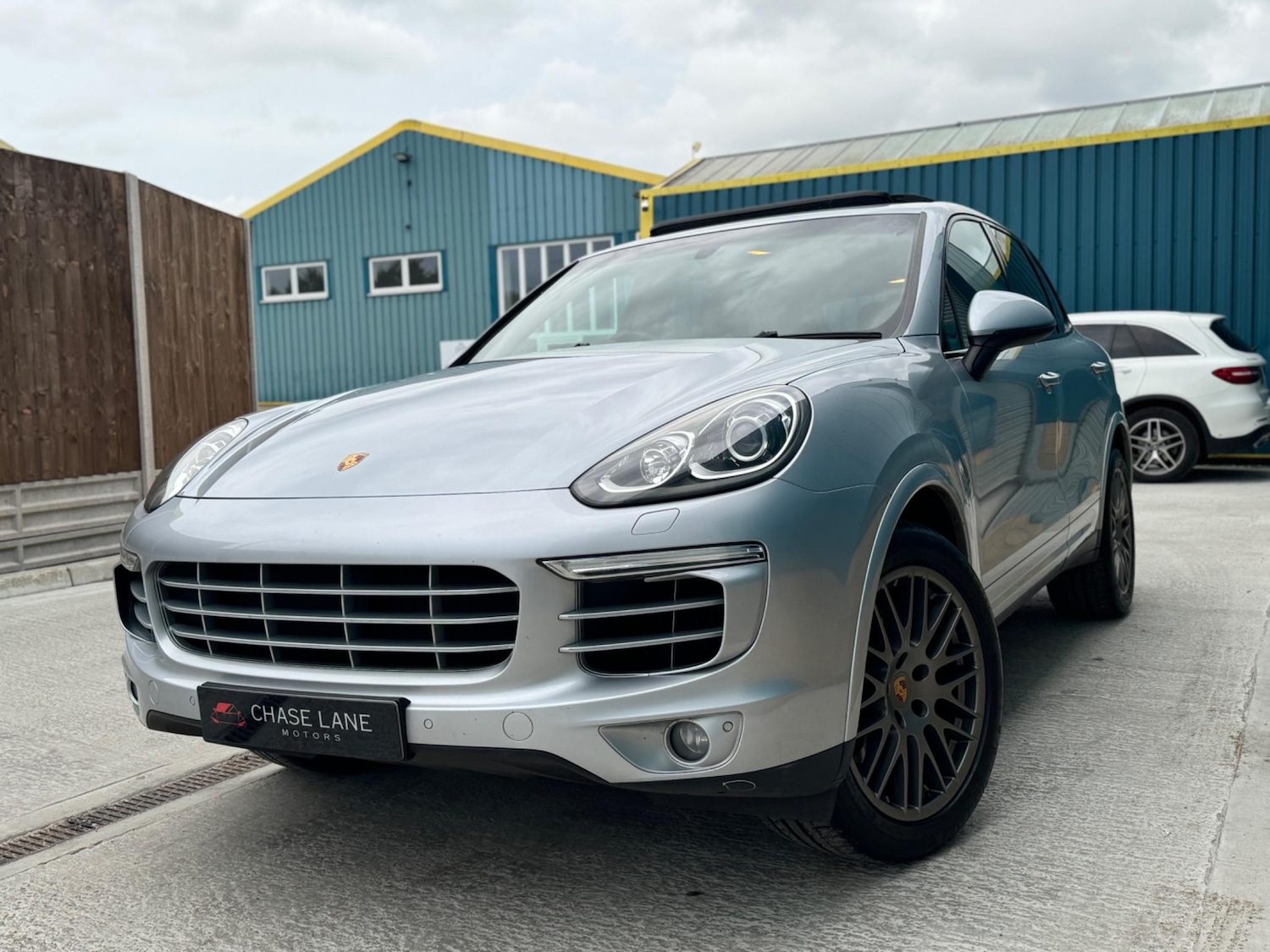 Used Porsche Cayenne 2018 for sale - 76370378: Photo 16