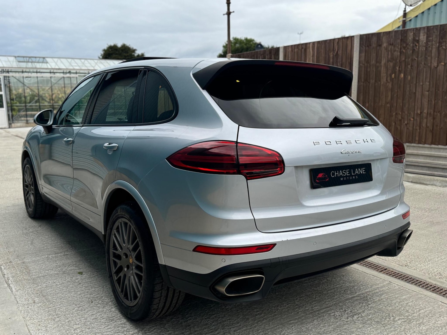 Used Porsche Cayenne 2018 for sale - 76370378: Photo 21