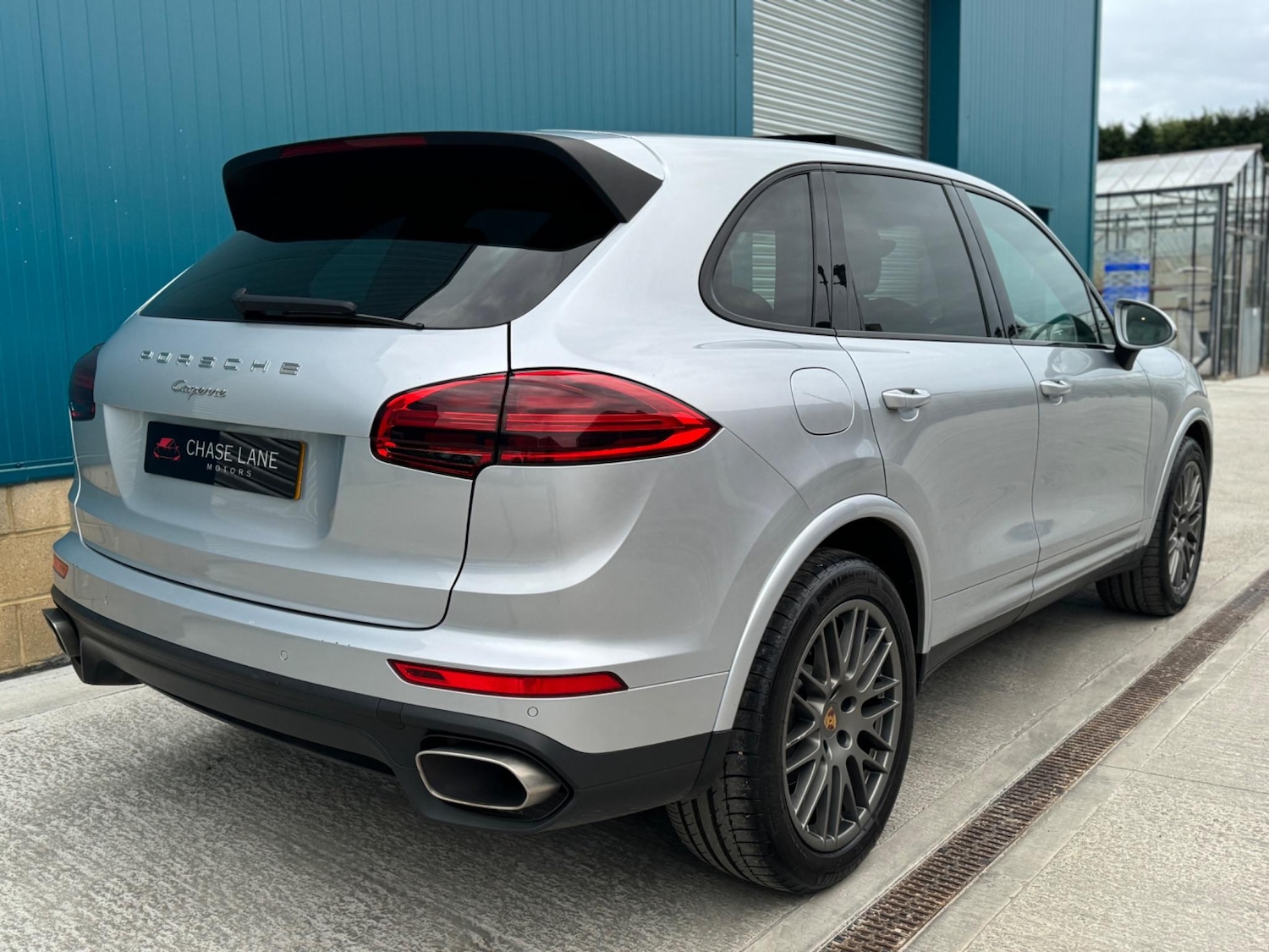 Used Porsche Cayenne 2018 for sale - 76370378: Photo 32