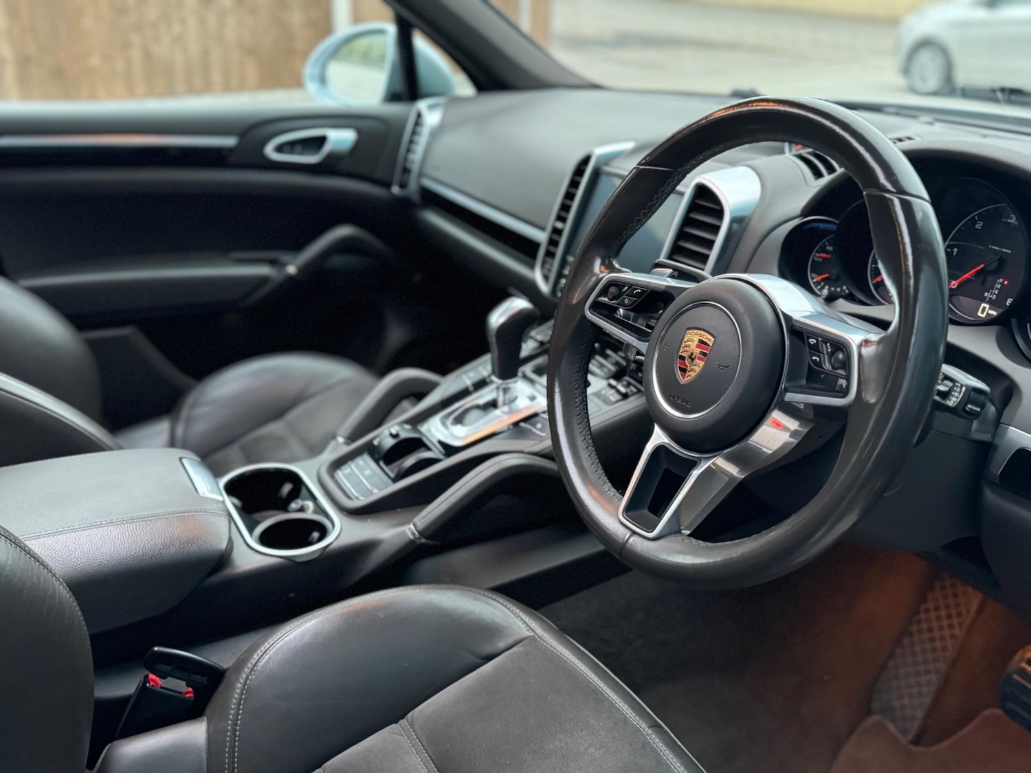 Used Porsche Cayenne 2018 for sale - 76370378: Photo 39