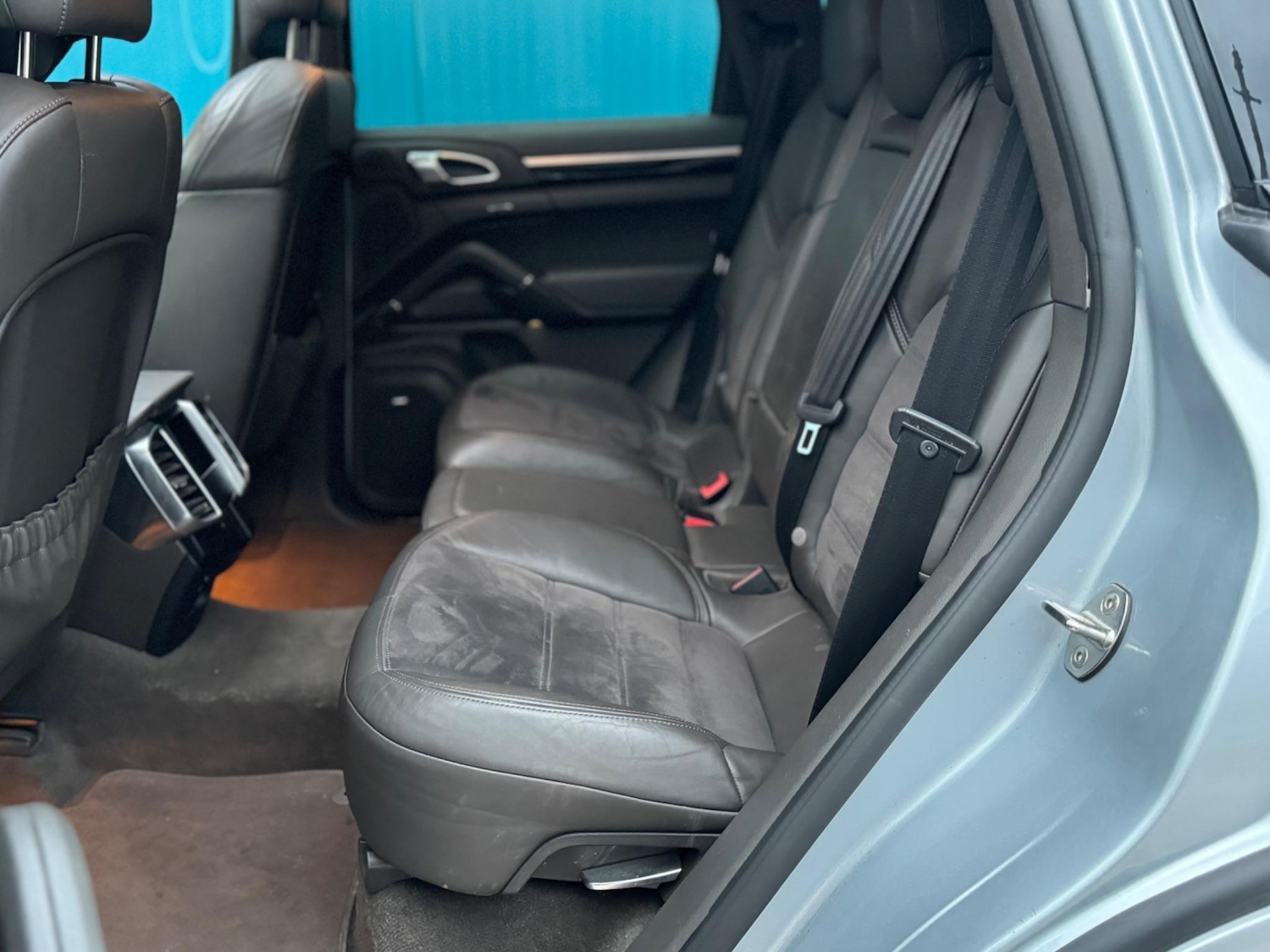 Used Porsche Cayenne 2018 for sale - 76370378: Photo 50