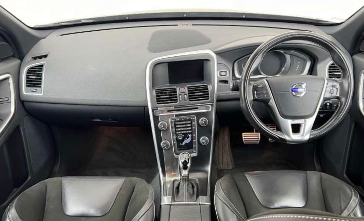 Used Volvo XC60 2017 for sale - 76625812: Photo 8