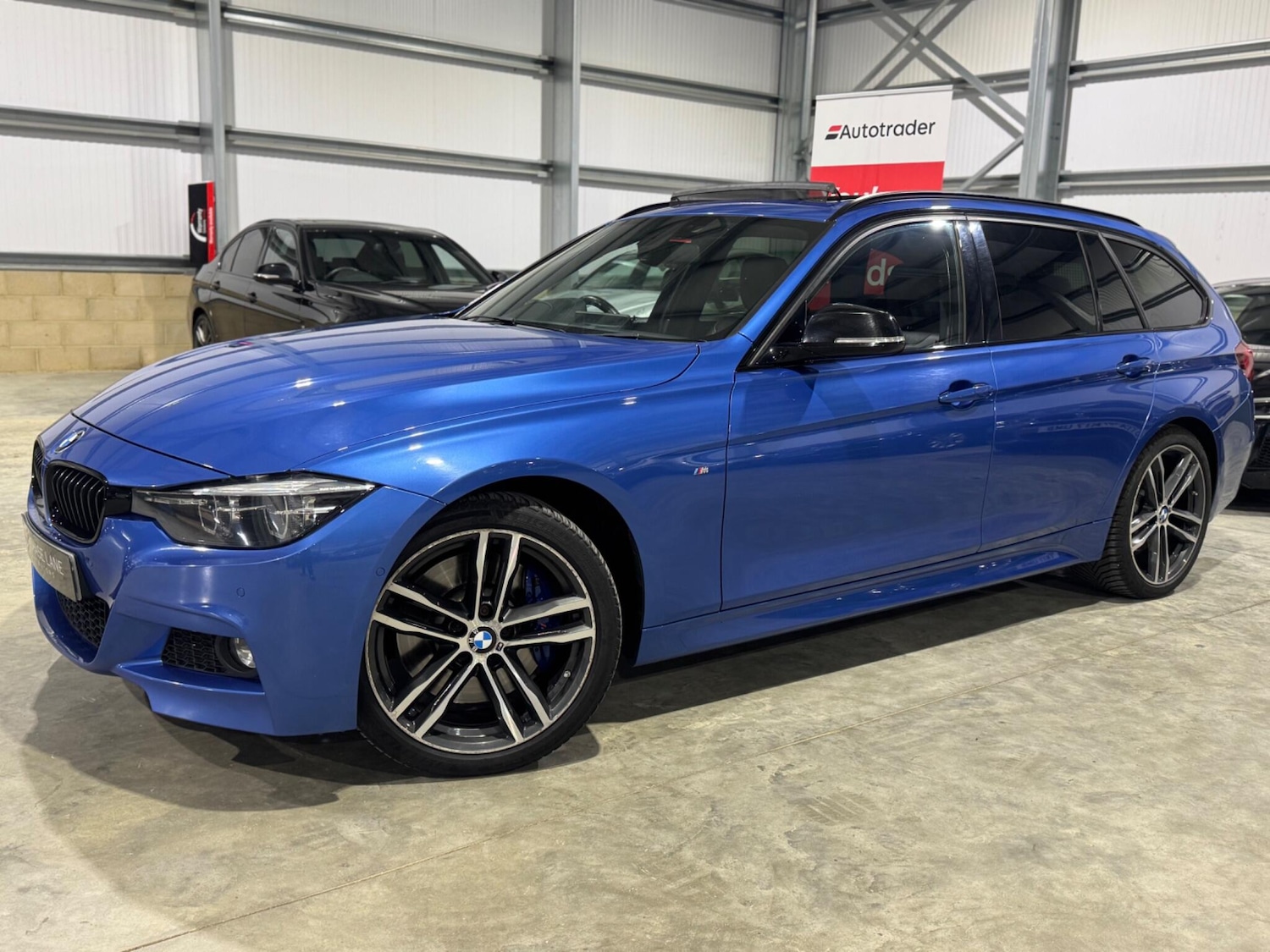 Used BMW 3 Series 2018 for sale - 76625811: Photo 32