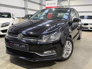 Used Volkswagen Polo 2015 for sale - 79544242: Photo