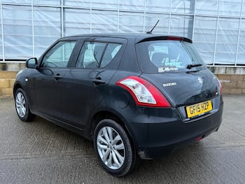 Used Suzuki Swift 2015 for sale - 79756228: Photo
