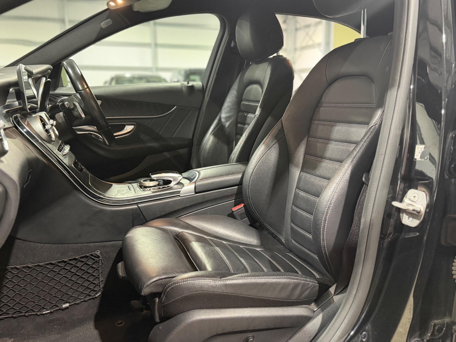 Used Mercedes-Benz C Class 2020 for sale - 77344810: Photo 18