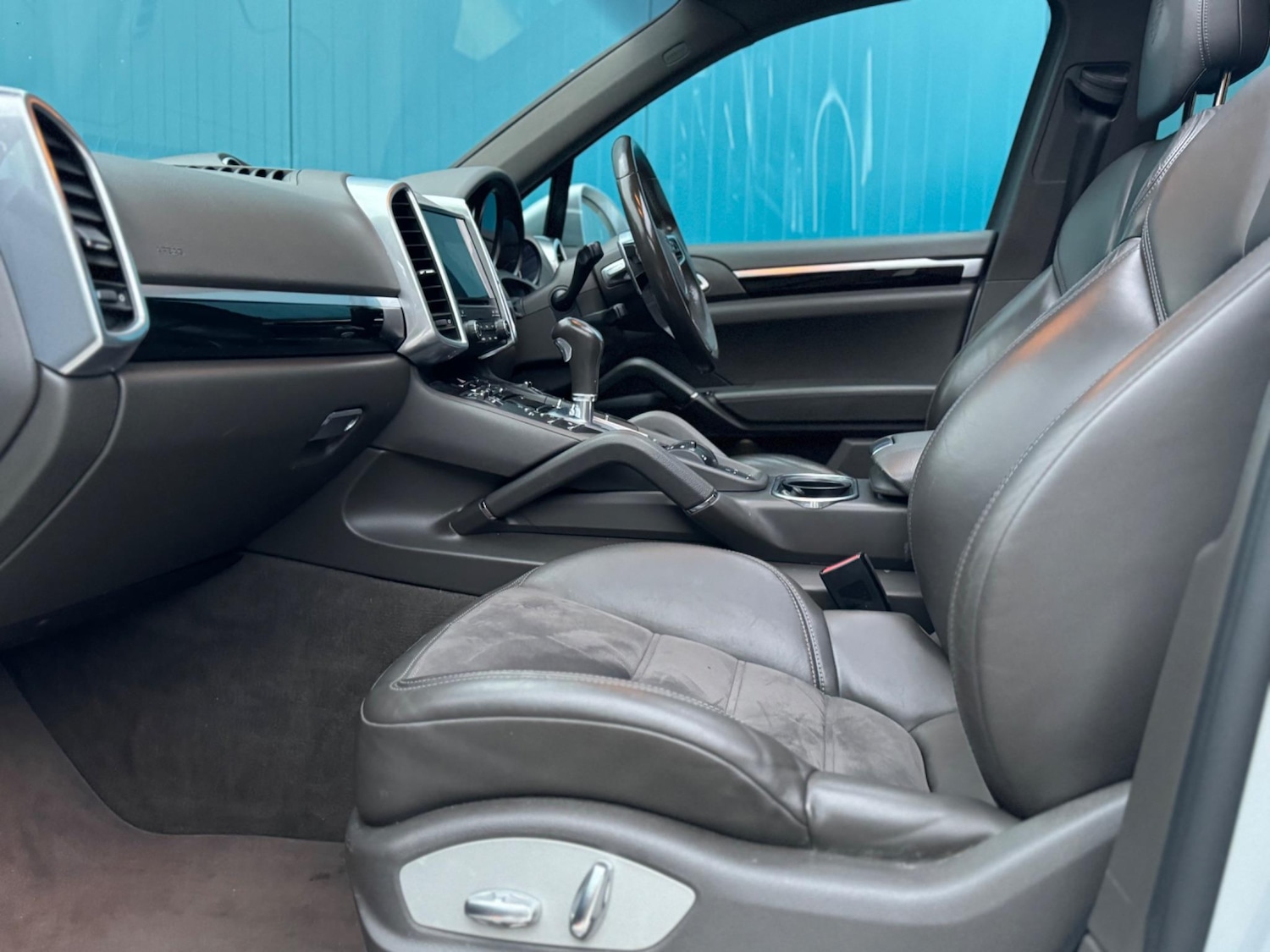 Used Porsche Cayenne 2018 for sale - 76625813: Photo 55