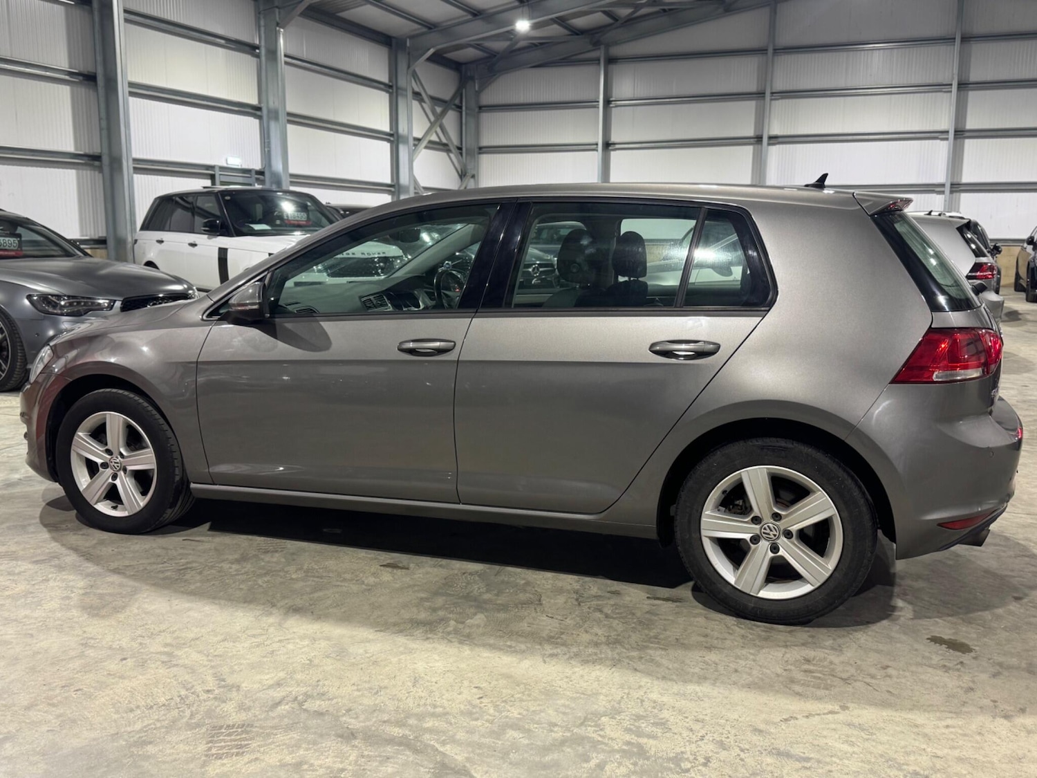 Used Volkswagen Golf 2016 for sale - 76801520: Photo 41