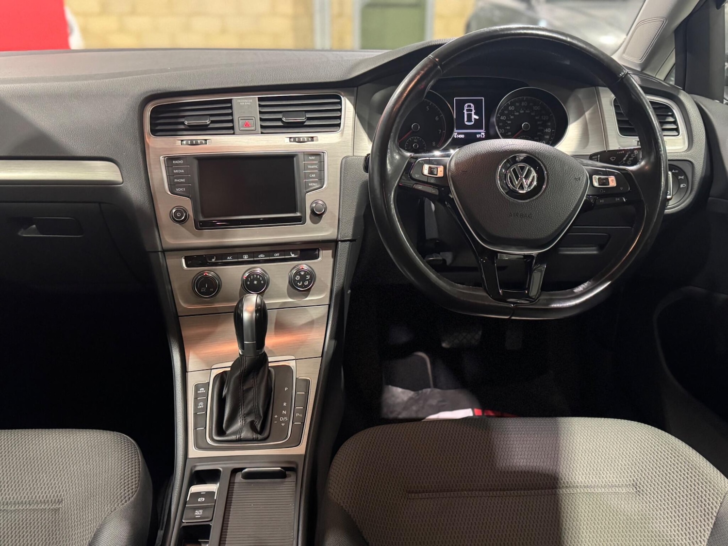 Used Volkswagen Golf 2016 for sale - 76801520: Photo 56