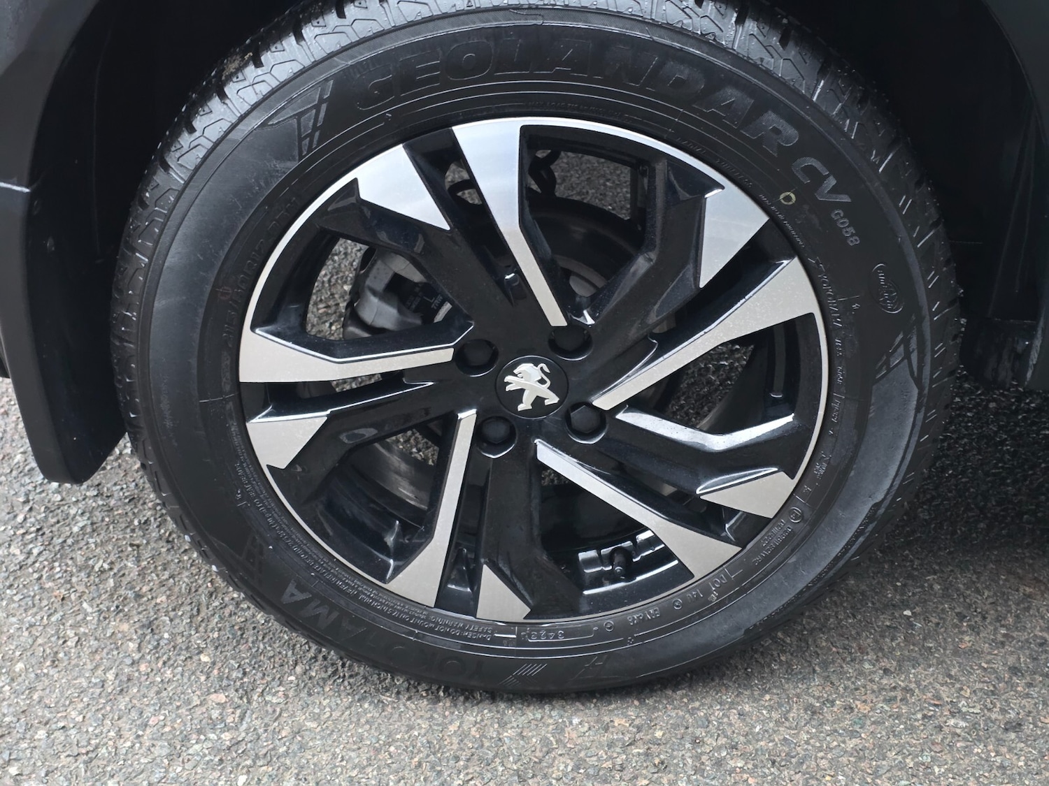 Used Peugeot 2008 2022 for sale - 77519040: Photo 17