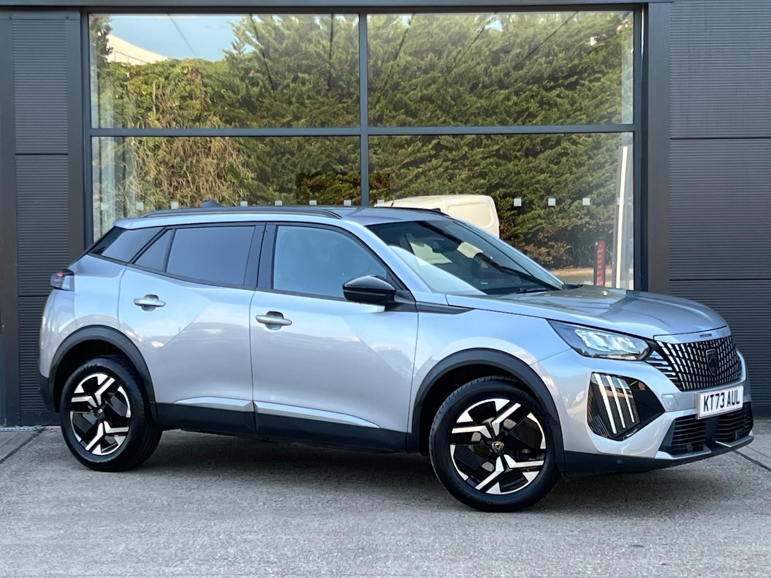 Used Peugeot 2008 2023 for sale - 75501883: Photo 1