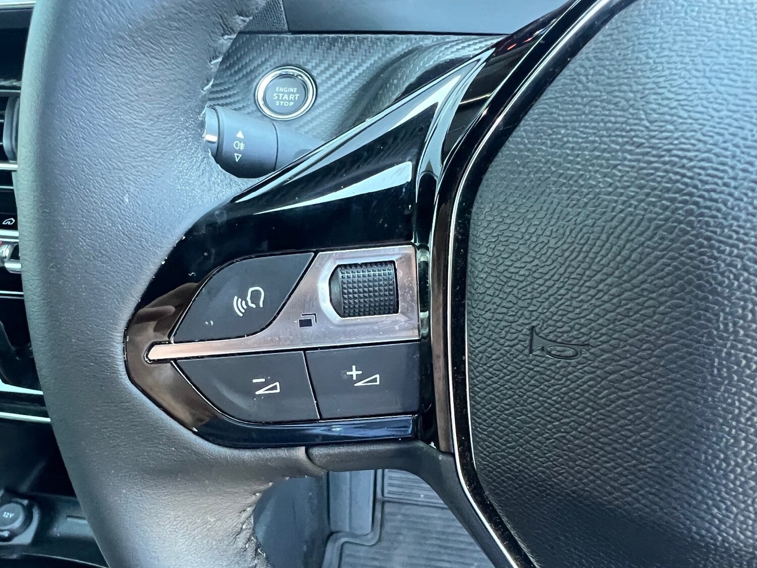 Used Peugeot 2008 2023 for sale - 75501883: Photo 26