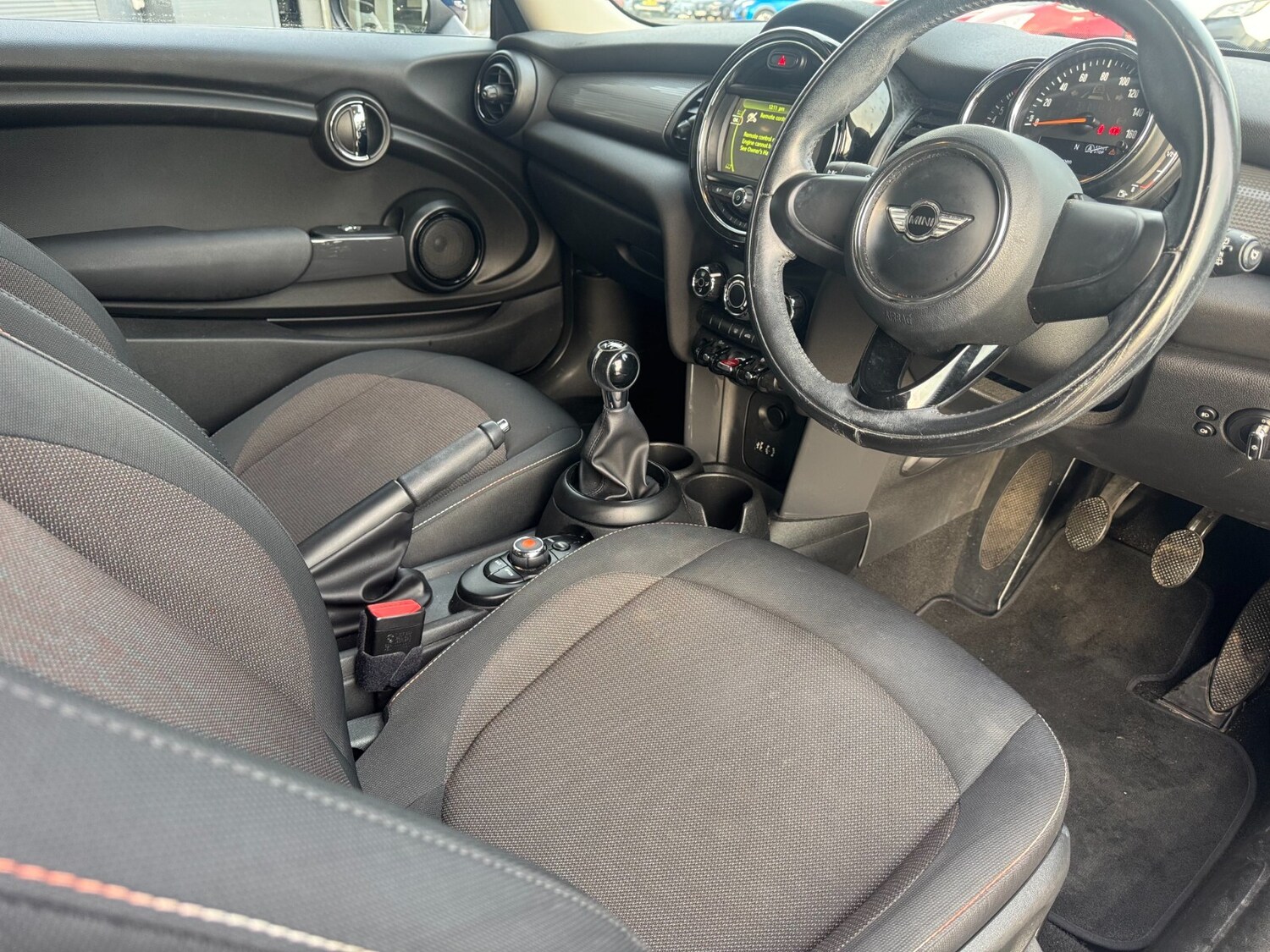 Used MINI Hatch 2018 for sale - 76696371: Photo 28