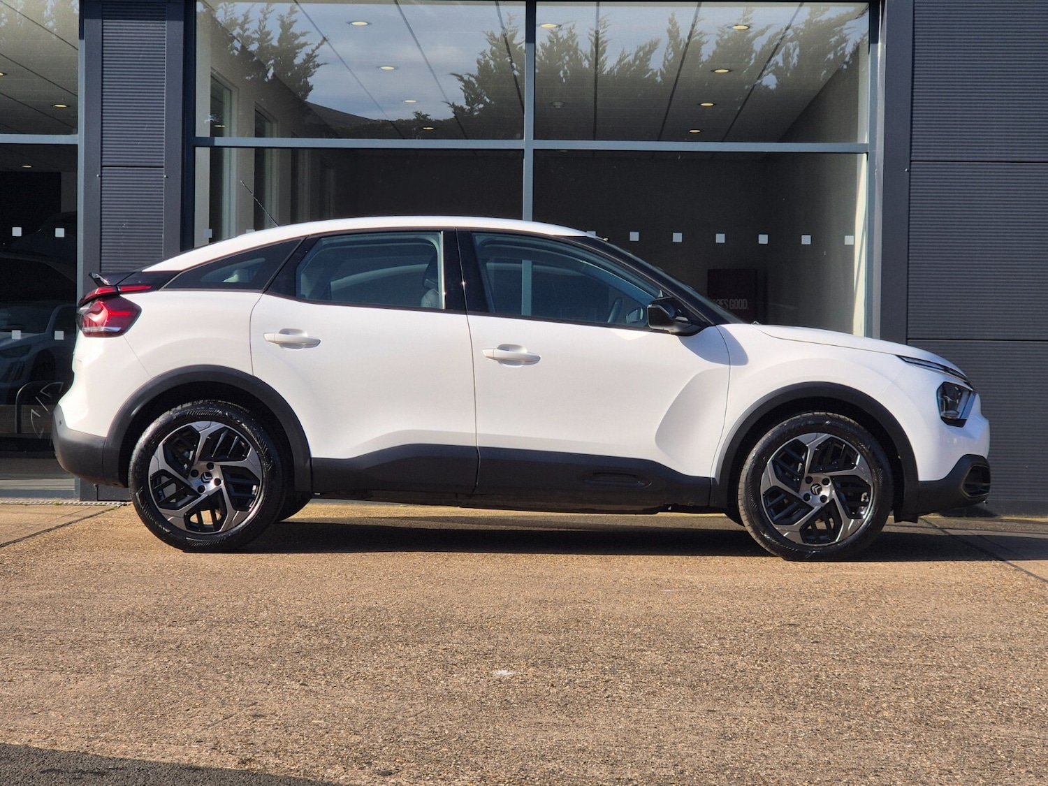 Used Citroen C4 2022 for sale - 77560638: Photo 2