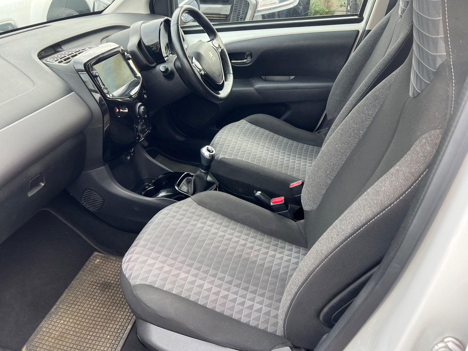 Used Peugeot 108 2021 for sale - 76472486: Photo 13