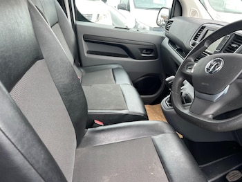 Used Vauxhall Vivaro 2020 for sale - 75363996: Photo