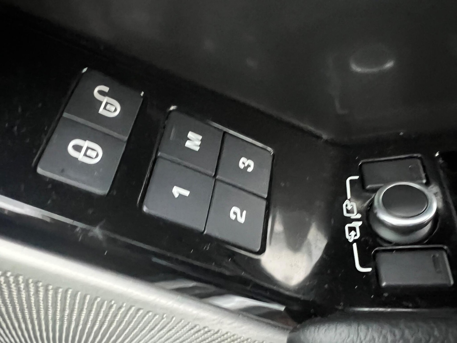 Used Land Rover Range Rover Velar 2017 for sale - 77218306: Photo 19