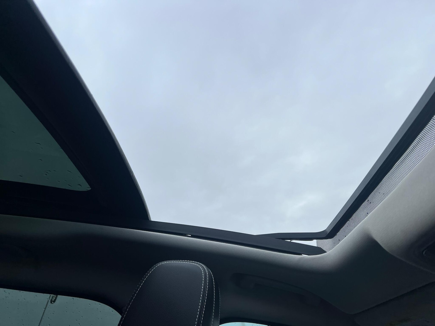 Used Land Rover Range Rover Velar 2017 for sale - 77218306: Photo 21