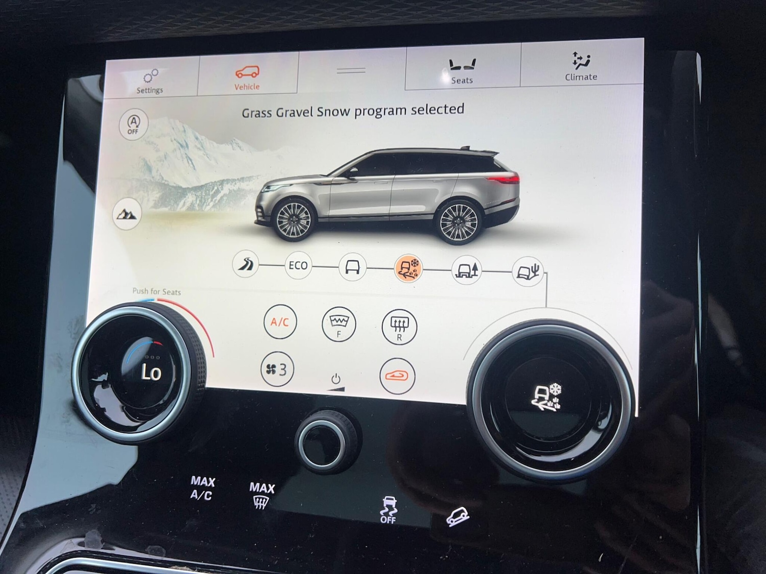 Used Land Rover Range Rover Velar 2017 for sale - 77218306: Photo 24