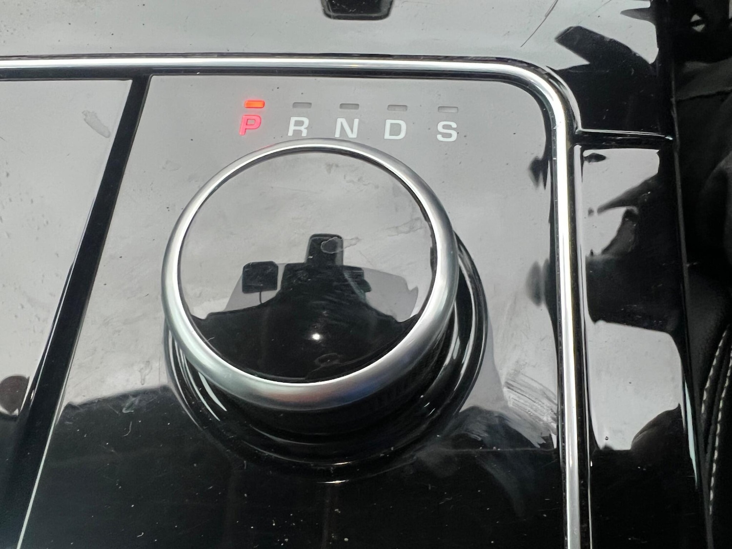 Used Land Rover Range Rover Velar 2017 for sale - 77218306: Photo 32